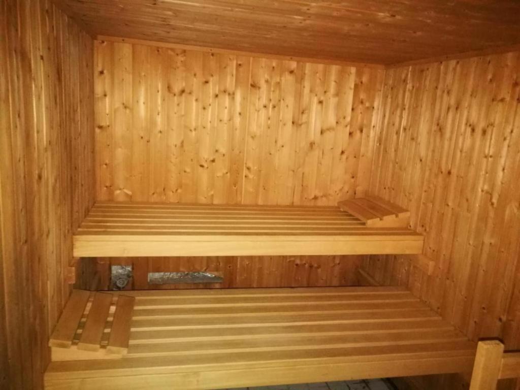 Ferienwohnung Toskana Mit Schwimmbad Und Sauna バート・ベルクツァーバーン エクステリア 写真
